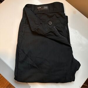 Men’s Oakley Pants - like new!